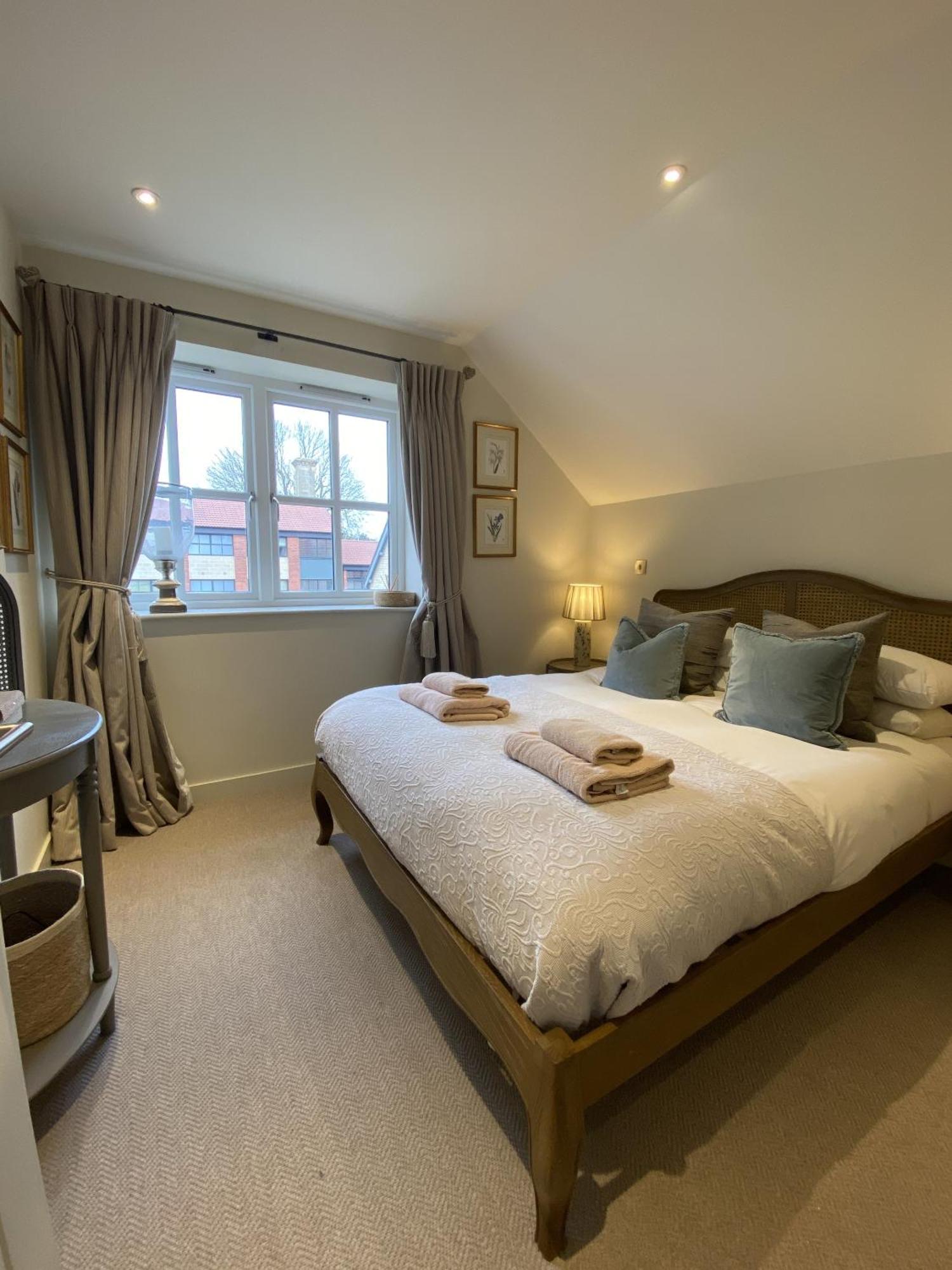 Walcot Yard With Parking, Bath Keys Appartement Buitenkant foto
