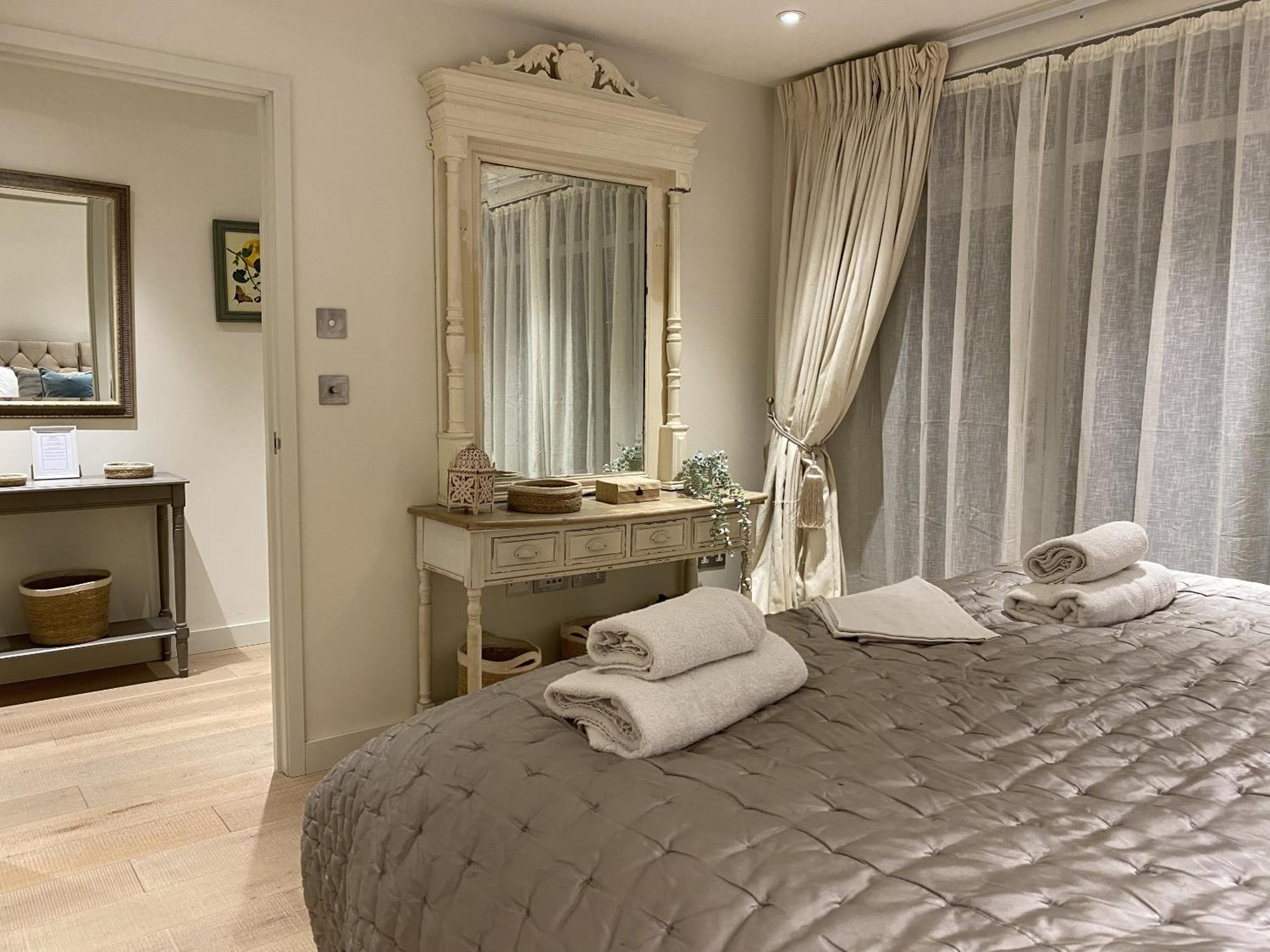 Walcot Yard With Parking, Bath Keys Appartement Buitenkant foto