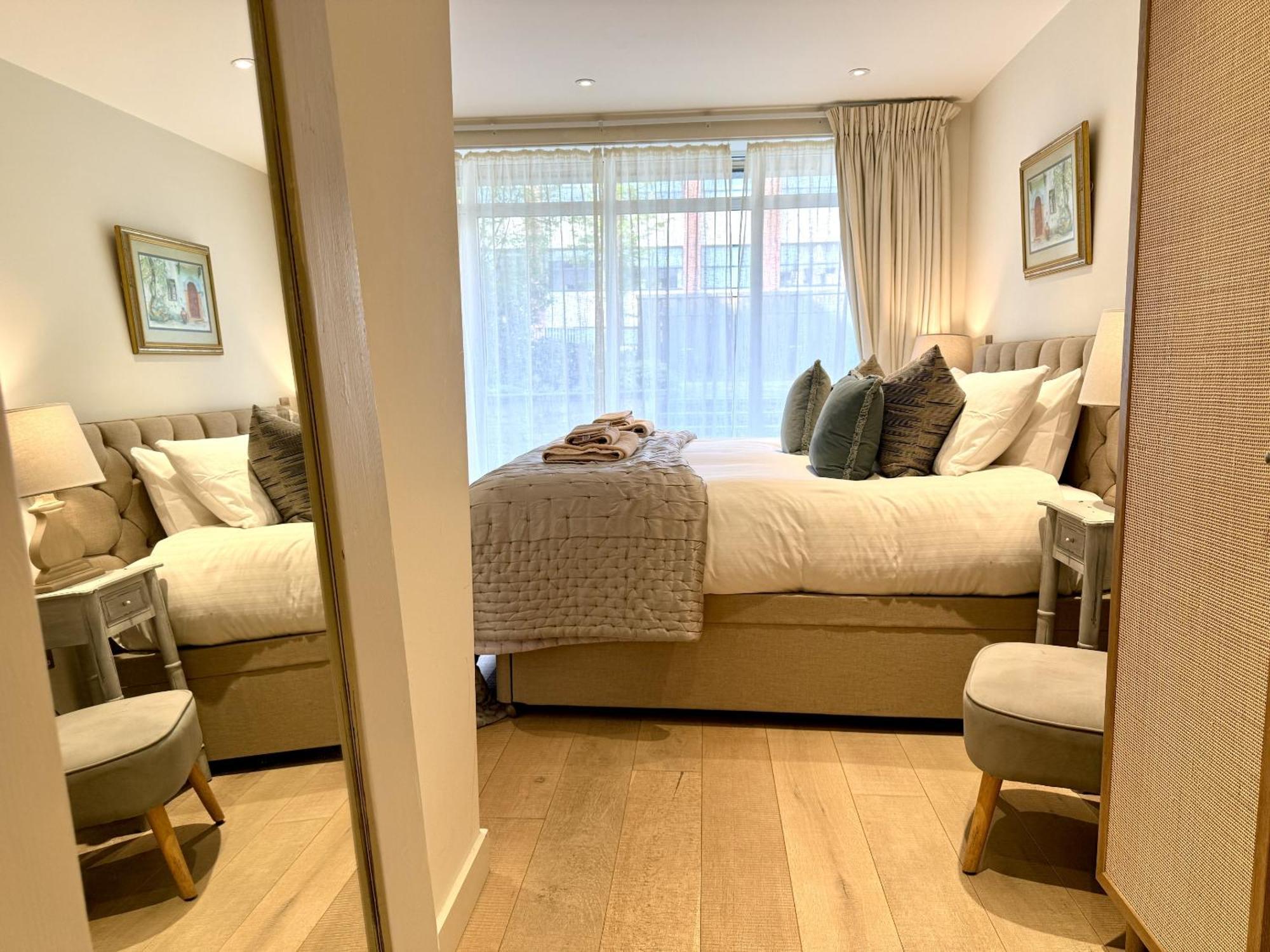 Walcot Yard With Parking, Bath Keys Appartement Buitenkant foto